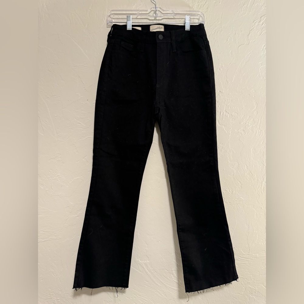 Womens Universal Threads  Size 2/26 Regular Black Jeans Skinny Bootcut Raw Hem